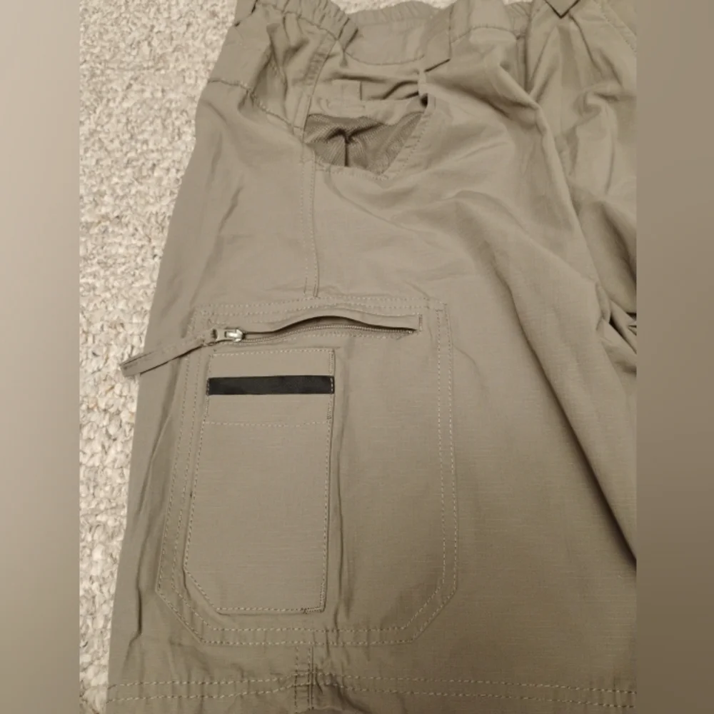 NEW Reel Legends Mens XXL Ripstop Fishing Shorts Size 42x6 Khaki Cargo